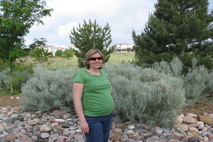 ../image/julie at park near ellen's house 1.jpg